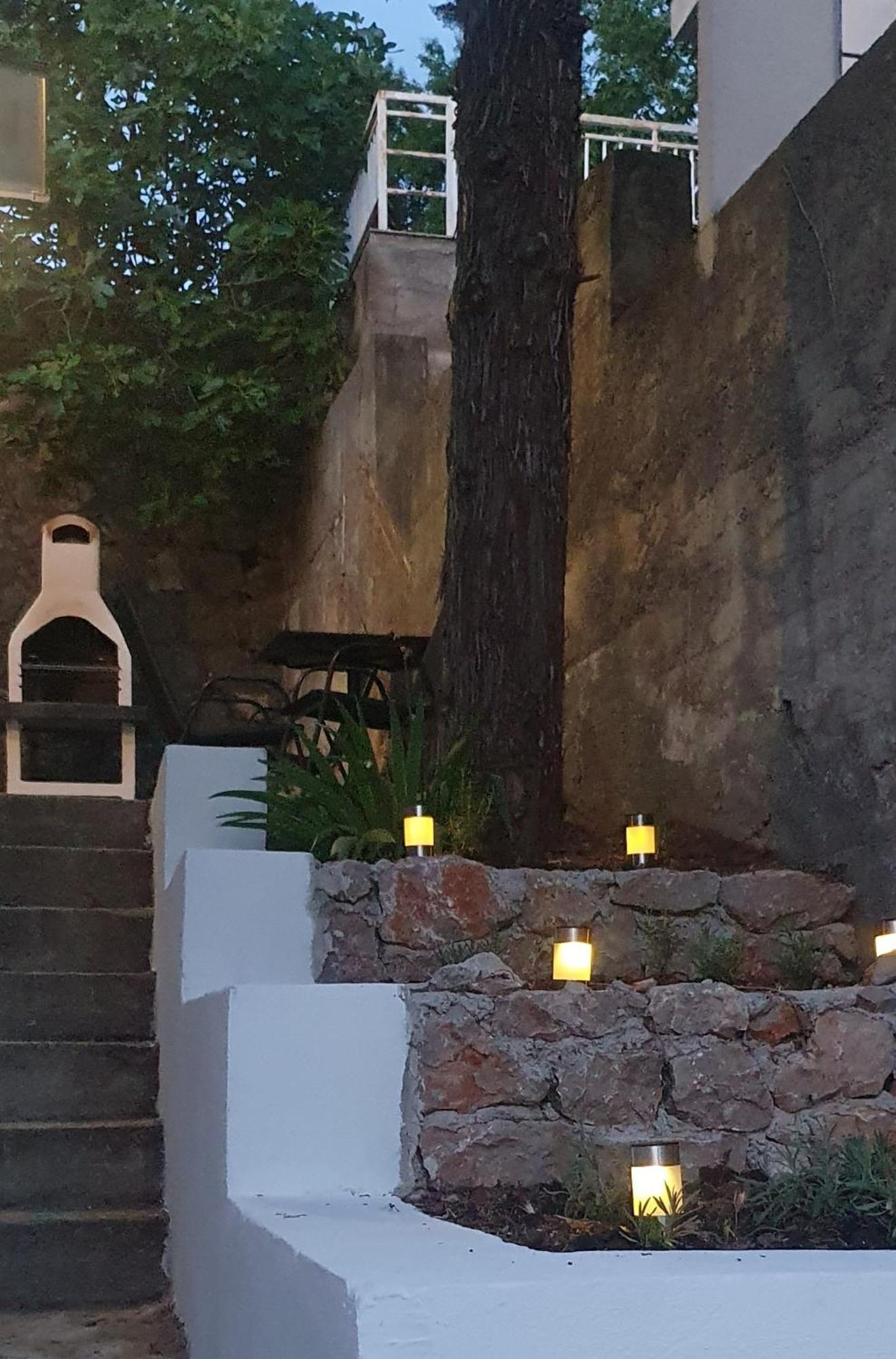 קרלובג Apartmani Sara Marija מראה חיצוני תמונה